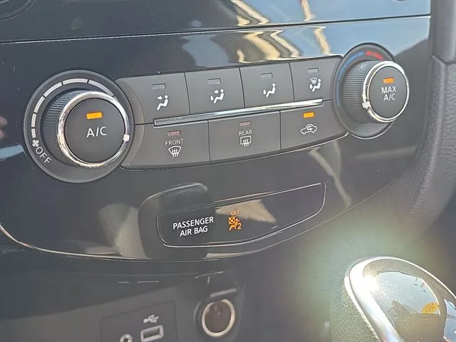 Used 2019 Gray Nissan S image 24