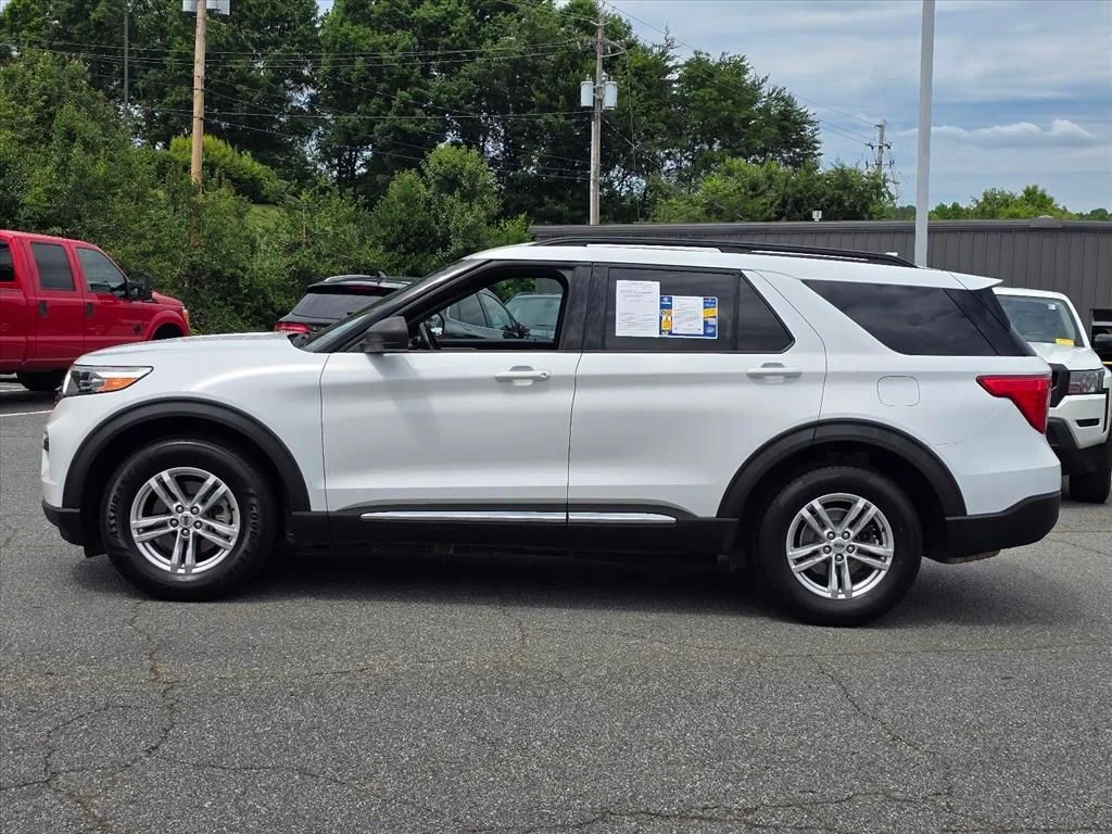 Used 2020 White Ford XLT image 23