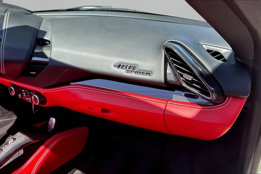 Certified Used 2019 Bianco Avus Ferrari  image 21