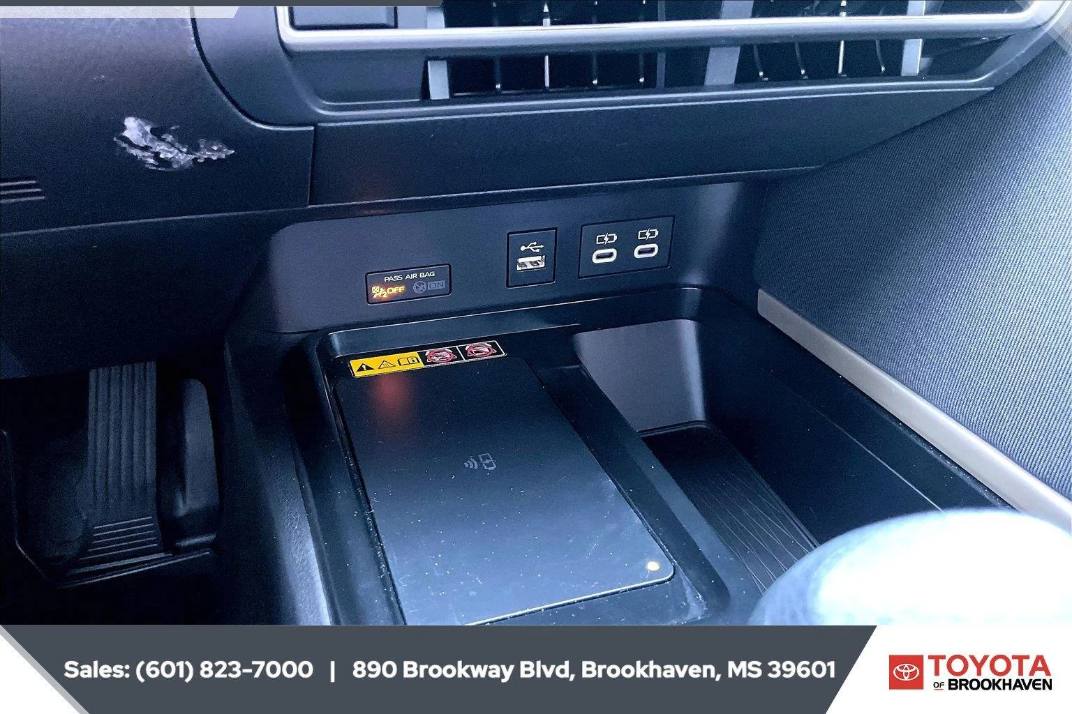 Used 2026 Midnight Black Metallic Toyota LE image 23