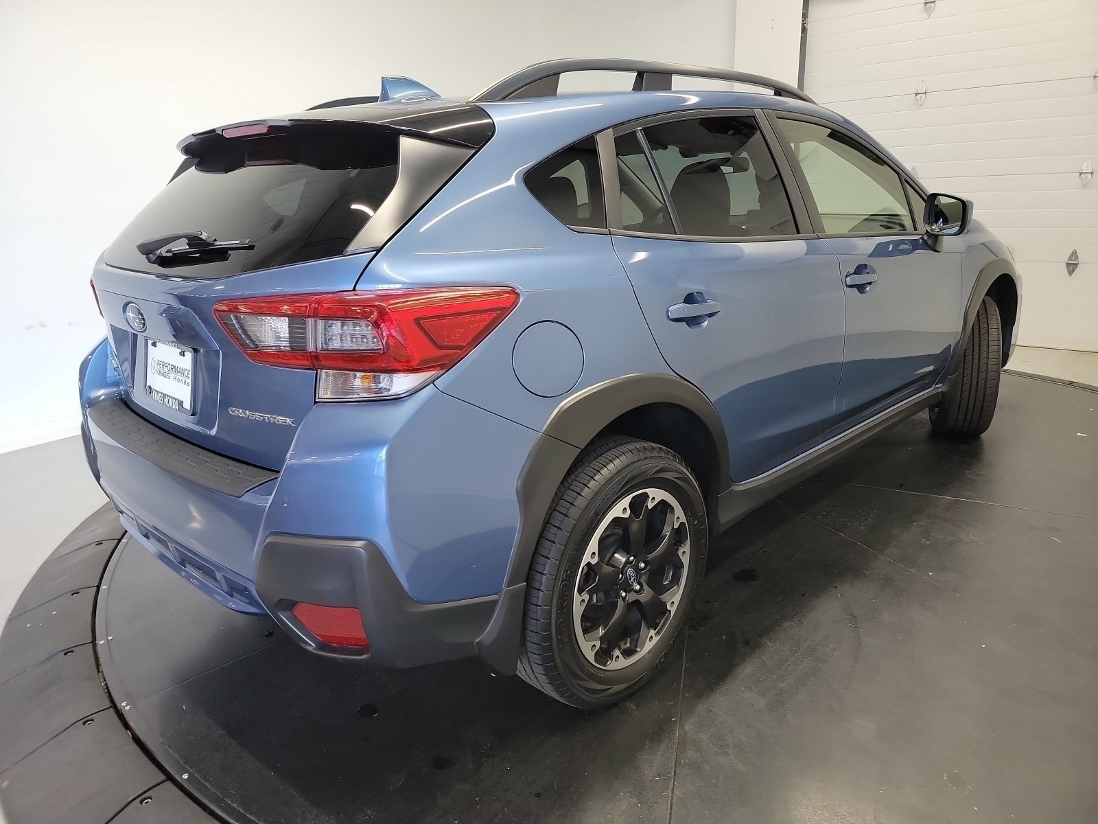 Used 2023 Horizon Blue Pearl Subaru Premium image 8