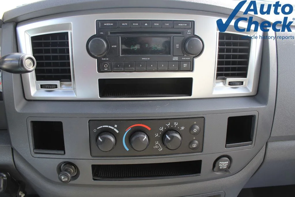 Used 2007 Red Dodge SLT image 12