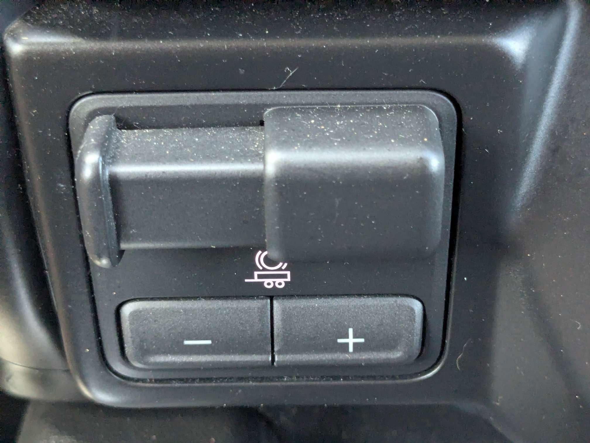 Used 2019 Smokey Quartz Metallic GMC SLT image 30
