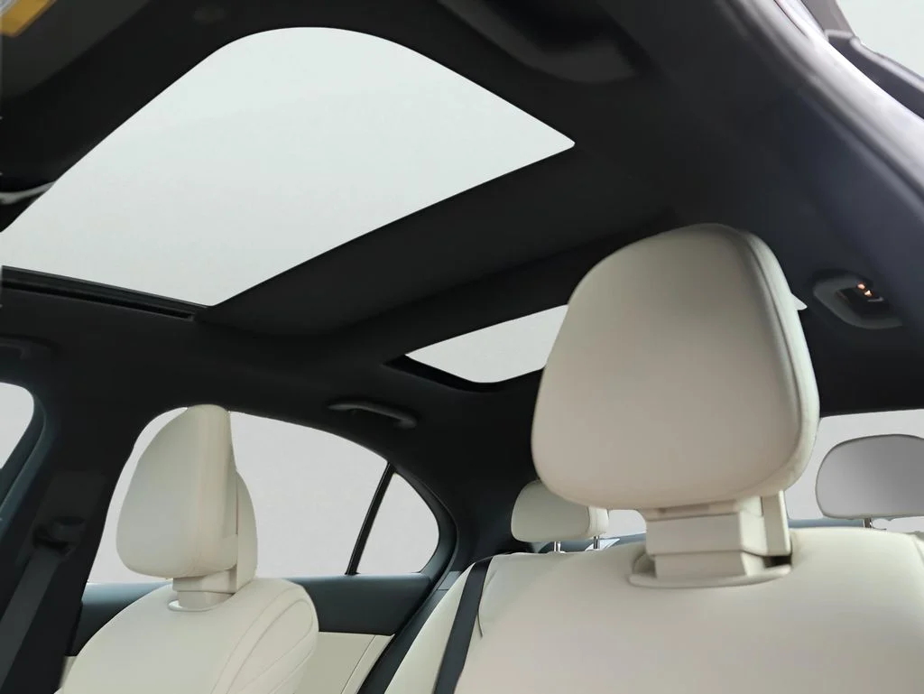 2026 Mercedes-Benz C-Class Sedan C 300 - Photo 47