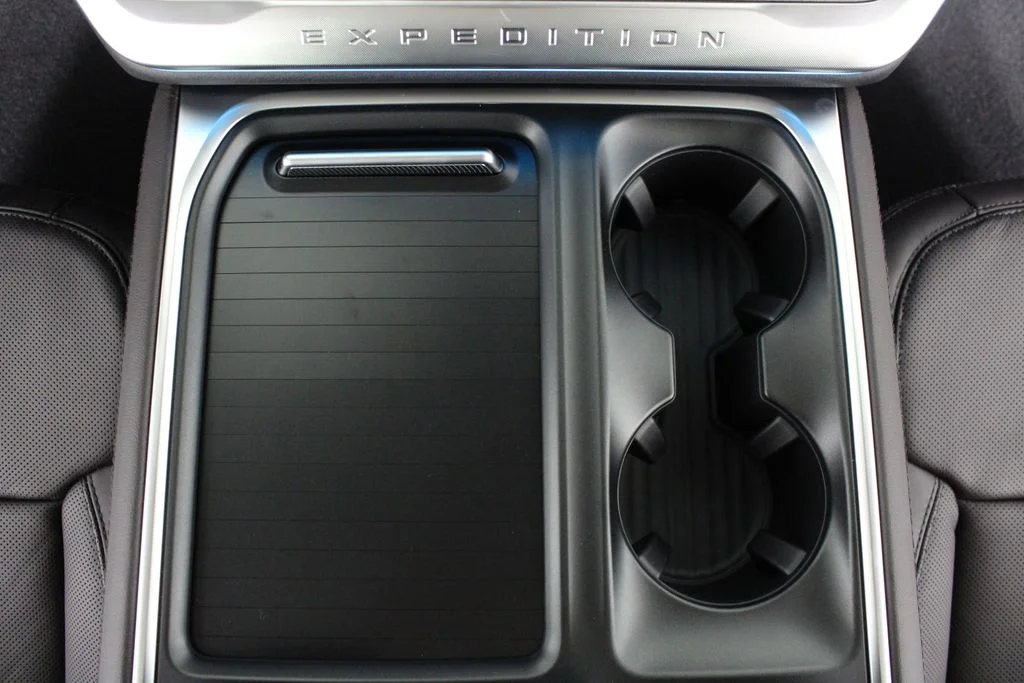 New 2026 Agate Black Metallic Ford Platinum image 27