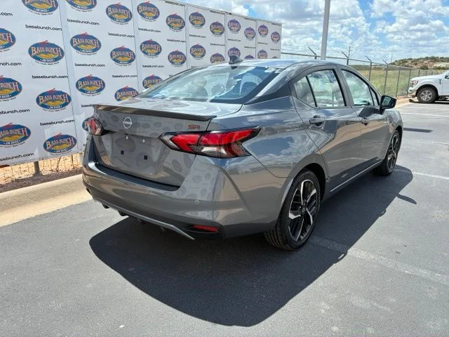 Used 2024 Gun Metallic Nissan 1.6 SR image 4