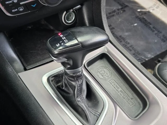 Used 2022 Red Dodge SXT image 19