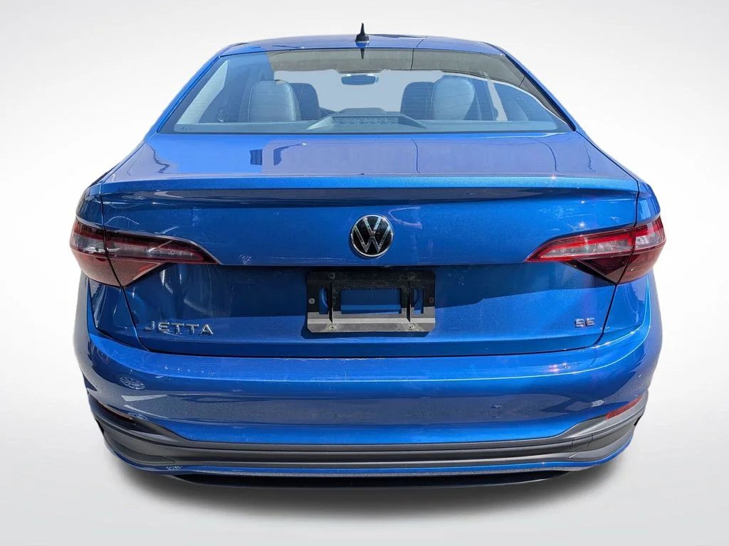 Used 2023 Blue Volkswagen 1.5T SE image 5