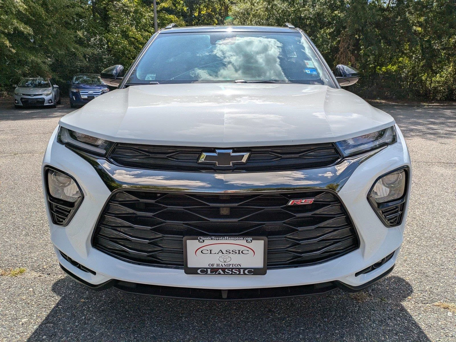 Used 2023 Summit White Chevrolet RS image 9