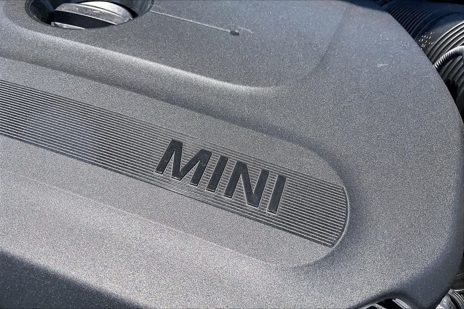 2026 MINI Convertible S - Photo 17