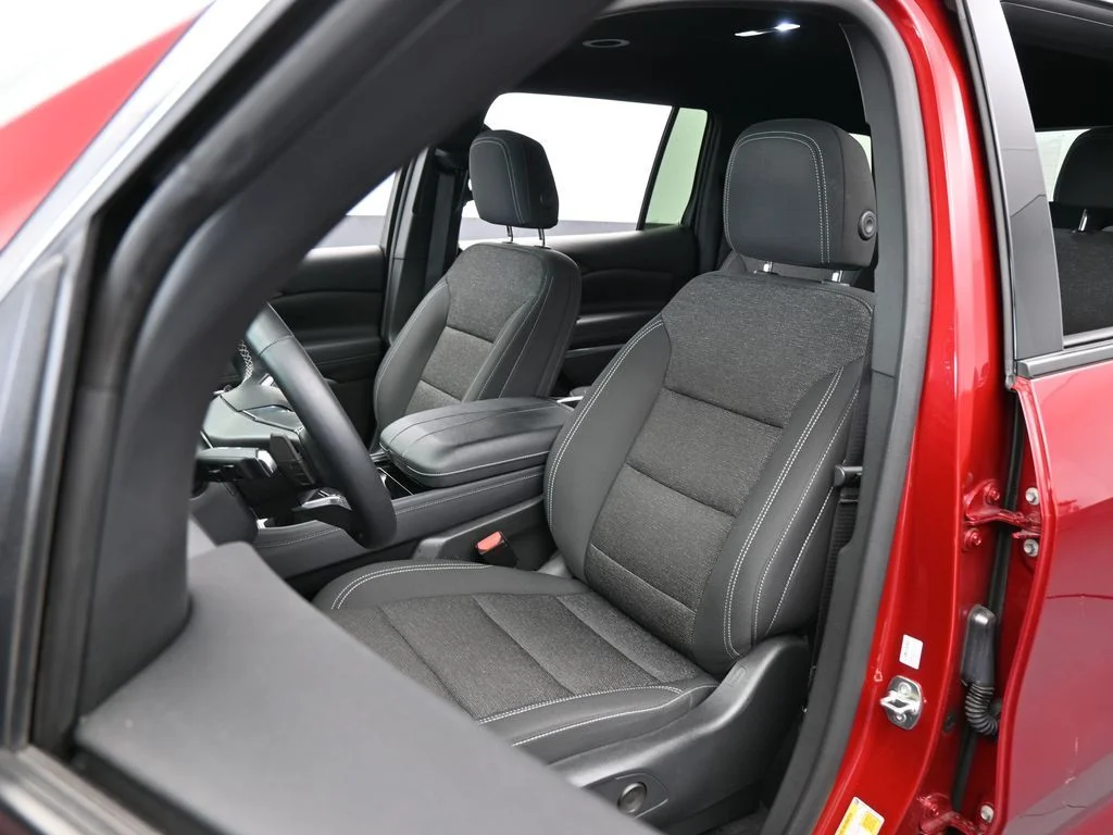 Used 2024 Radiant Red Tintcoat Chevrolet LT image 10