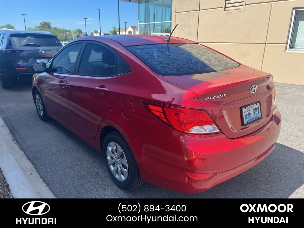 Used 2016 Boston Red Metallic Hyundai SE image 11