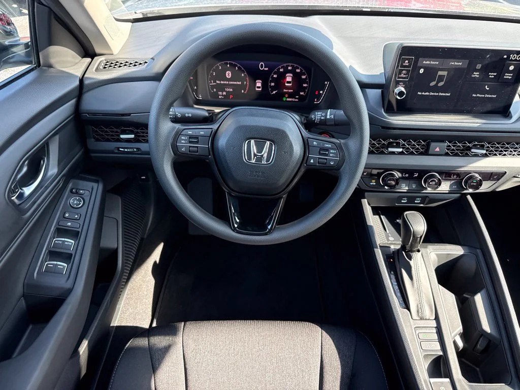 New 2026 Solar Silver Metallic Honda SE image 18