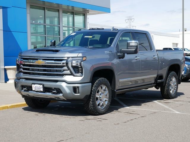 Used 2026 Chevrolet Silverado 2500HD High Country with VIN 1GC4KREY0TF257076 for sale in Roseville, Minnesota