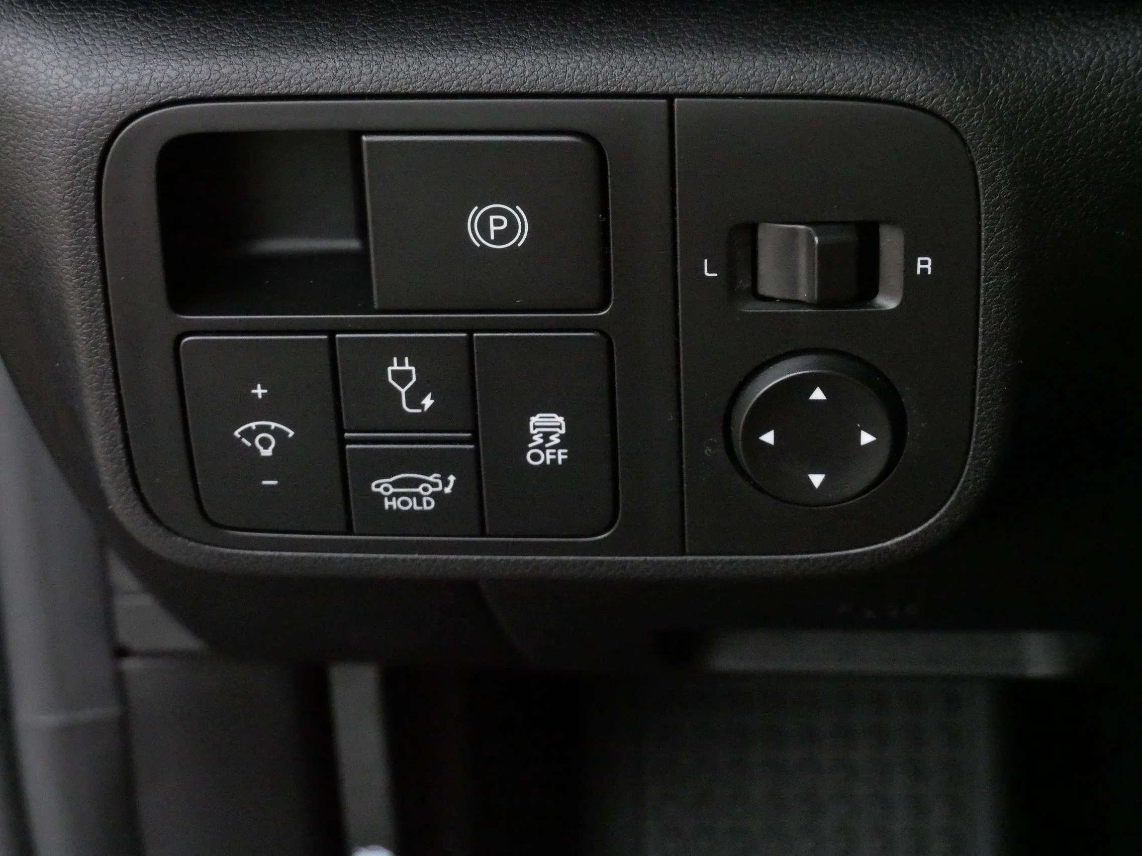 Used 2023 Onyx Black Hyundai SEL image 26