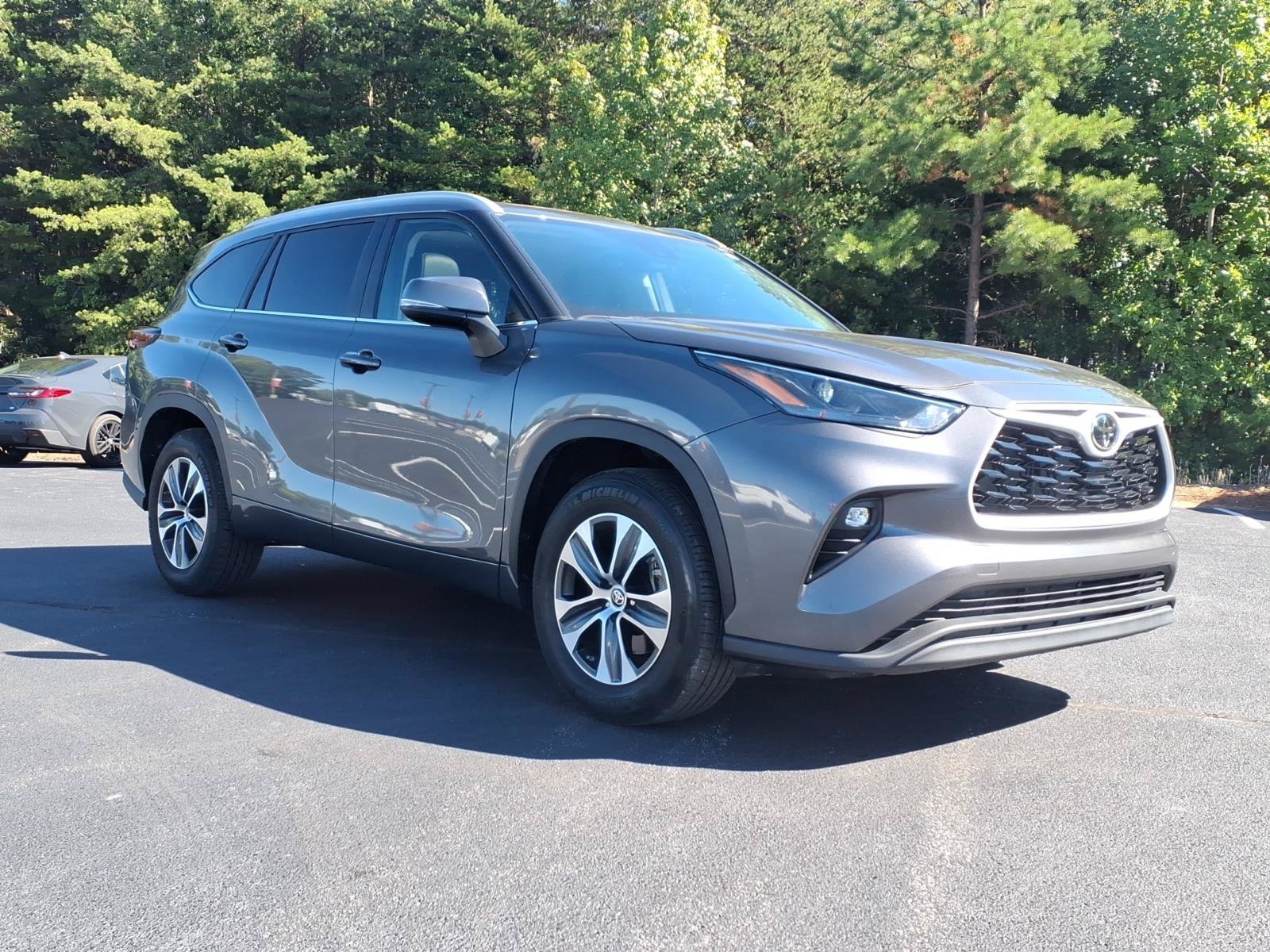 Used 2024 Magnetic Gray Metallic Toyota LE image 6
