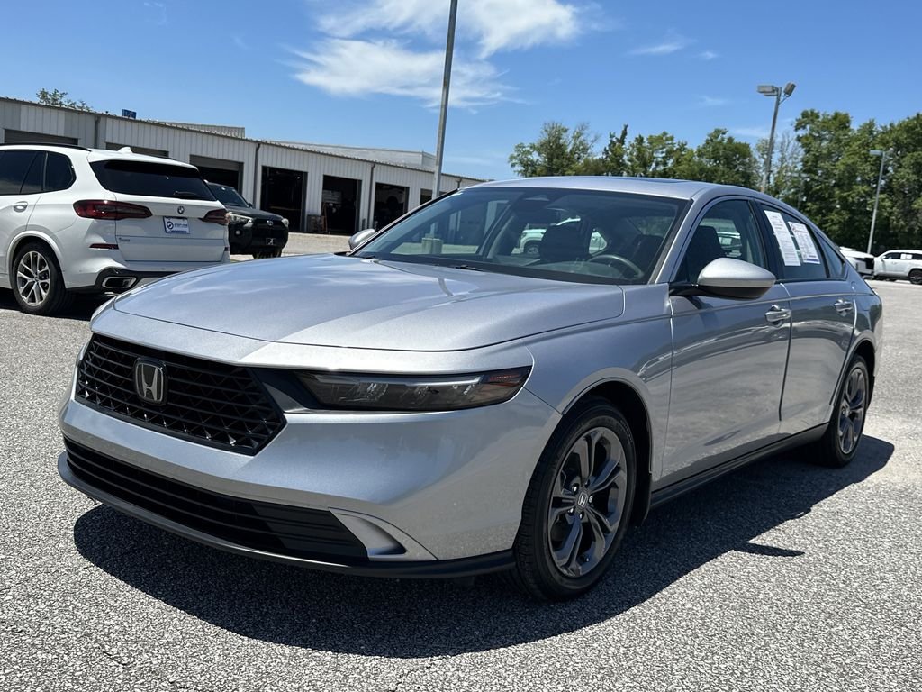 Used 2023  Honda EX image 1