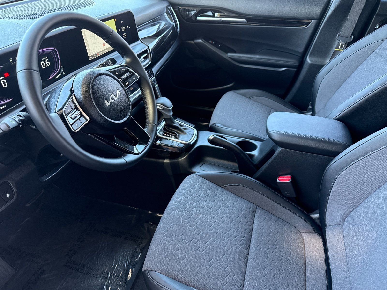 New 2026 Snow White Pearl Kia S image 9