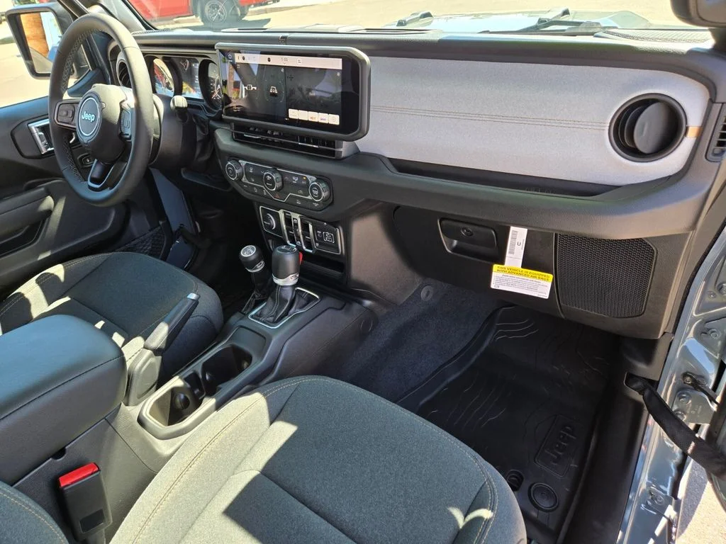 Used 2025 Gray Jeep Sport S image 23