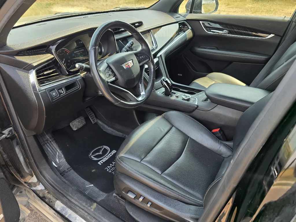 Used 2020 Stellar Black Metallic Cadillac AWD Premium Luxury image 27