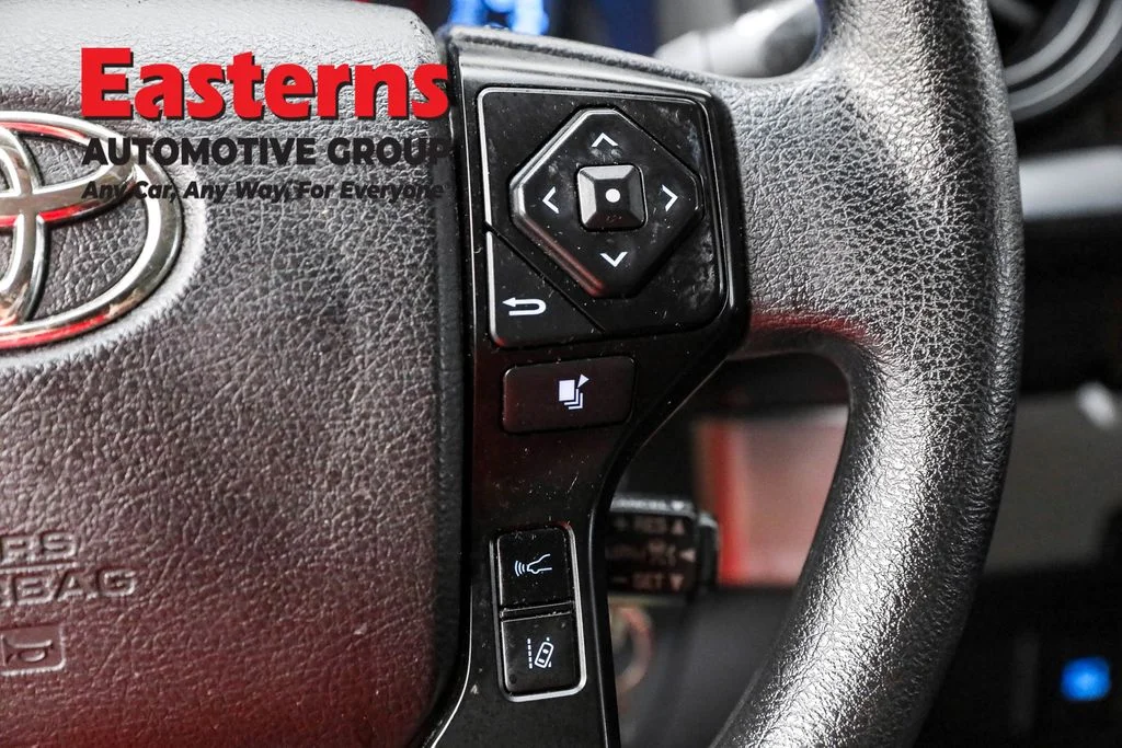 Used 2021 White Toyota SR image 16
