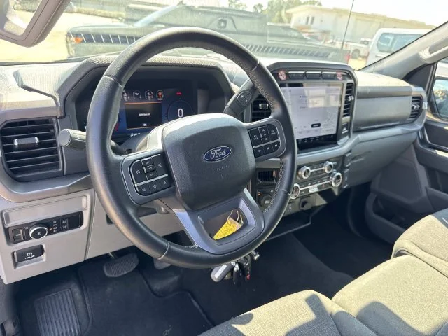 Used 2024 Gray Ford XLT image 40