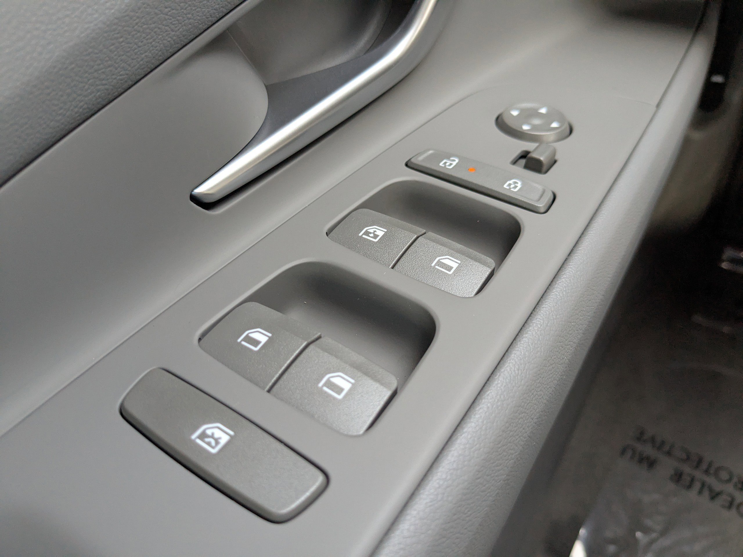 2025 Hyundai Elantra SEL - Photo 16