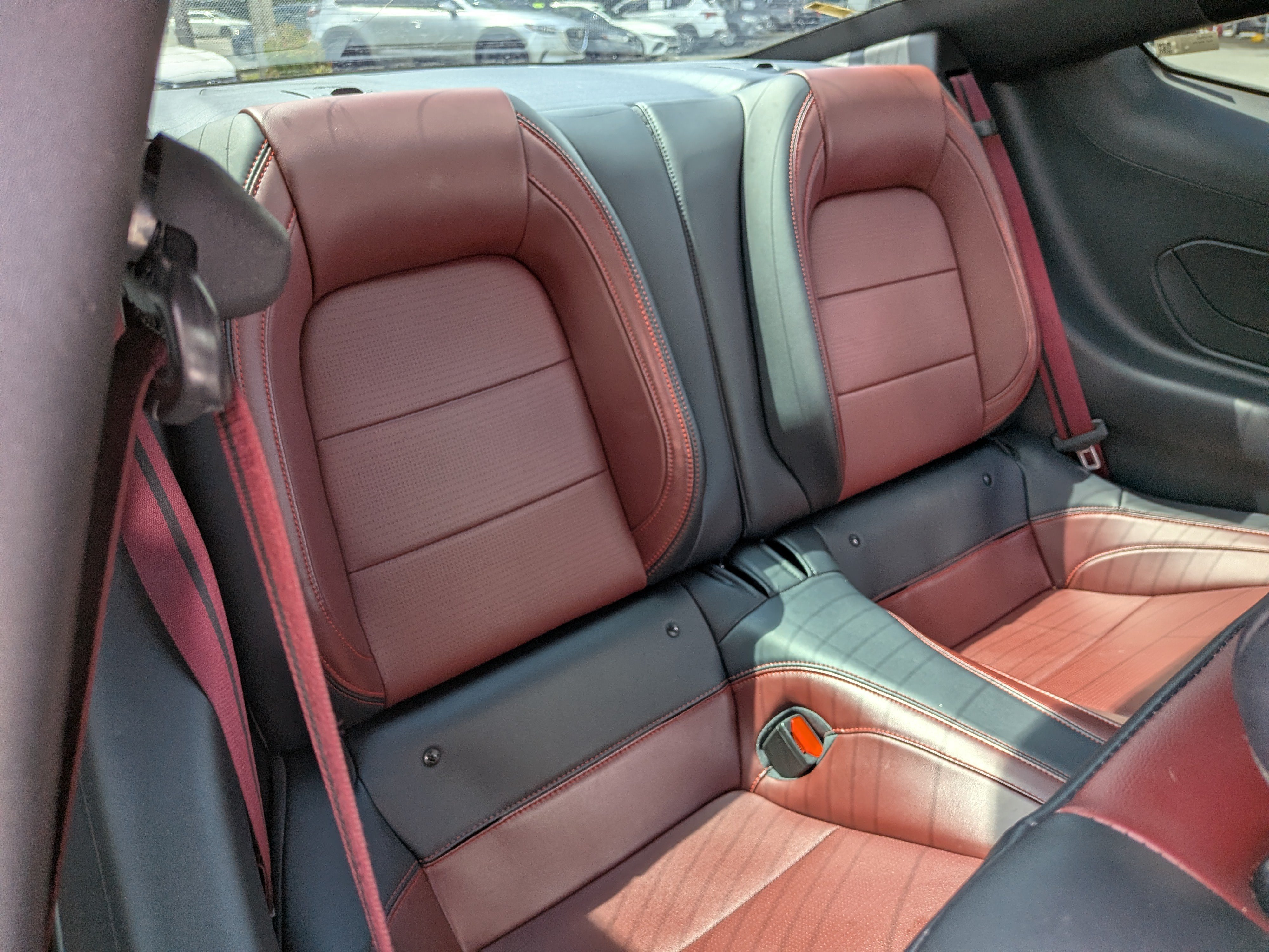 Used 2024 Oxford White Ford GT Premium image 11
