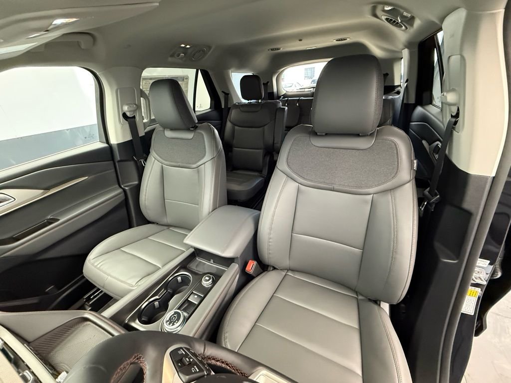 New 2026 Agate Black Metallic Ford Active image 43