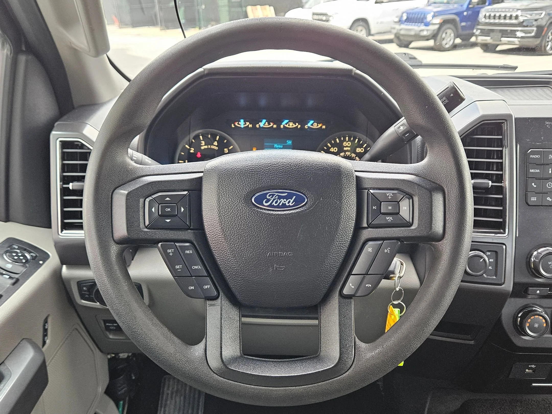 Used 2018 Stone Gray Ford XLT image 15