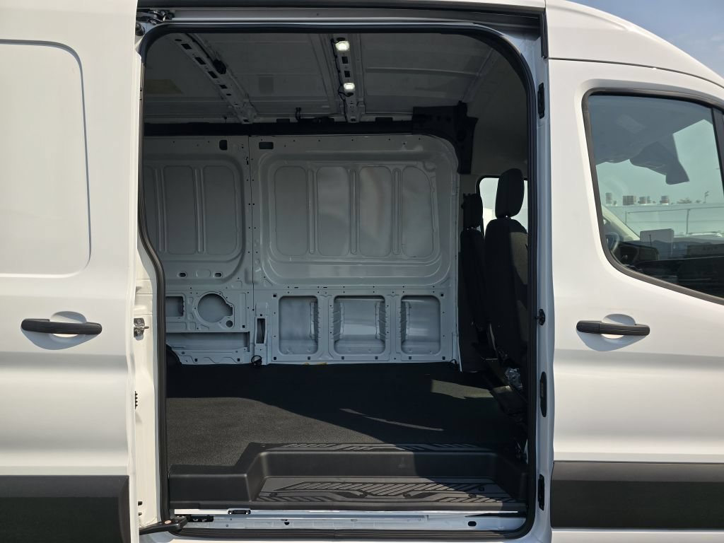New 2026 Oxford White Ford XL image 30