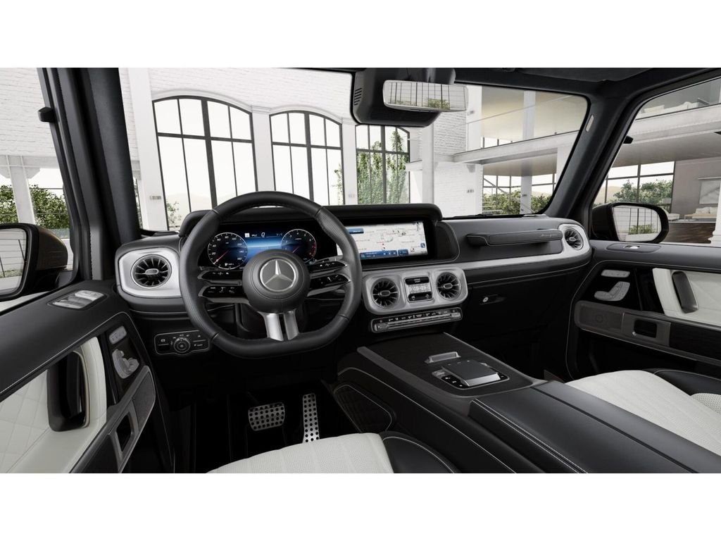 New 2026 MANUFAKTUR Night Black Magno Mercedes-Benz G 550 image 3