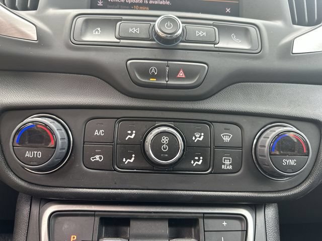 2023 GMC Terrain SLE - Photo 19