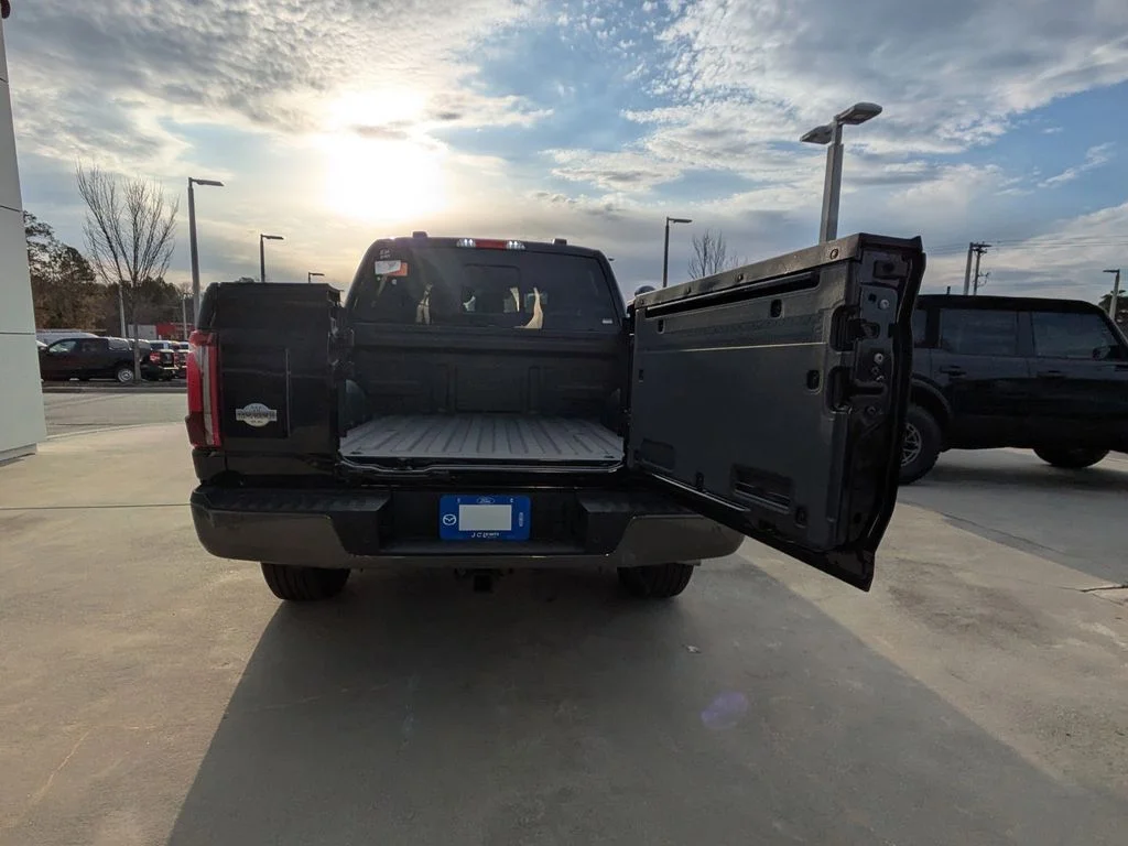 New 2026 Agate Black Metallic Ford King Ranch image 12