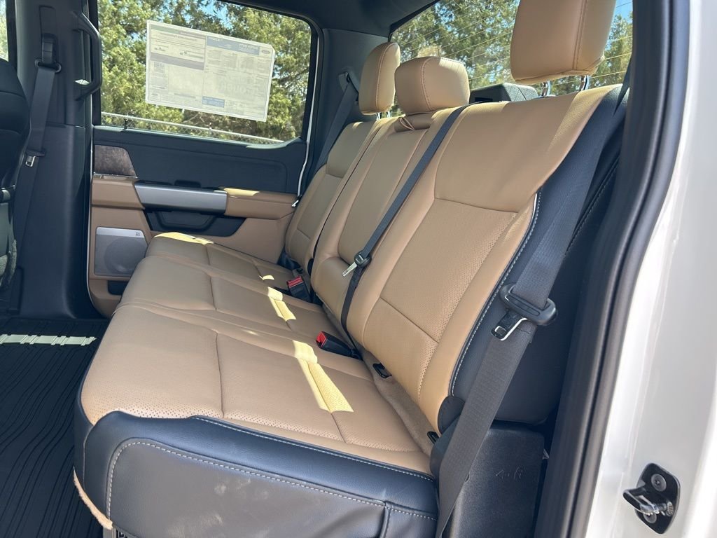 New 2026 Star White Metallic Tri-Coat Ford Lariat image 39