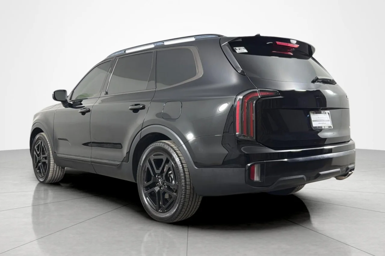 Used 2023 BLACK Kia EX X-Line image 3