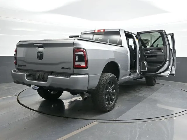 Used 2023 Silver Ram Laramie image 29