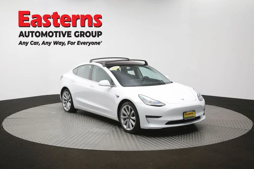 Used 2018 White Tesla Long Range image 44
