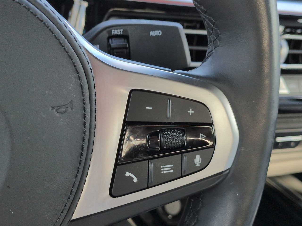 Used 2025 Black Sapphire Metallic BMW M40i image 26