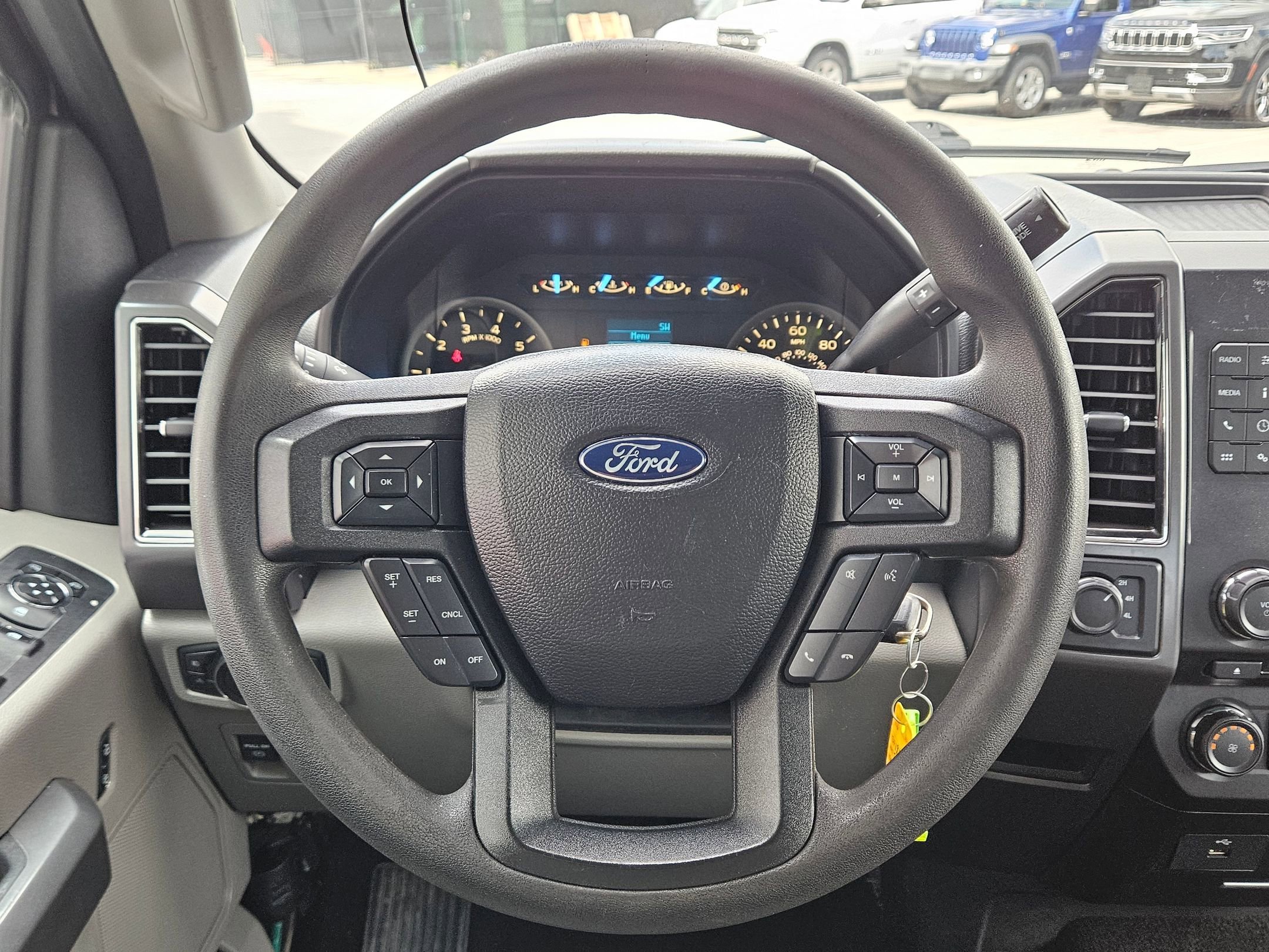 Used 2018 Stone Gray Ford XLT image 15