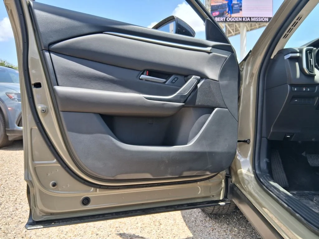 New 2026 Zircon Sand Metallic Mazda 2.5 S Meridian Edition AWD image 8