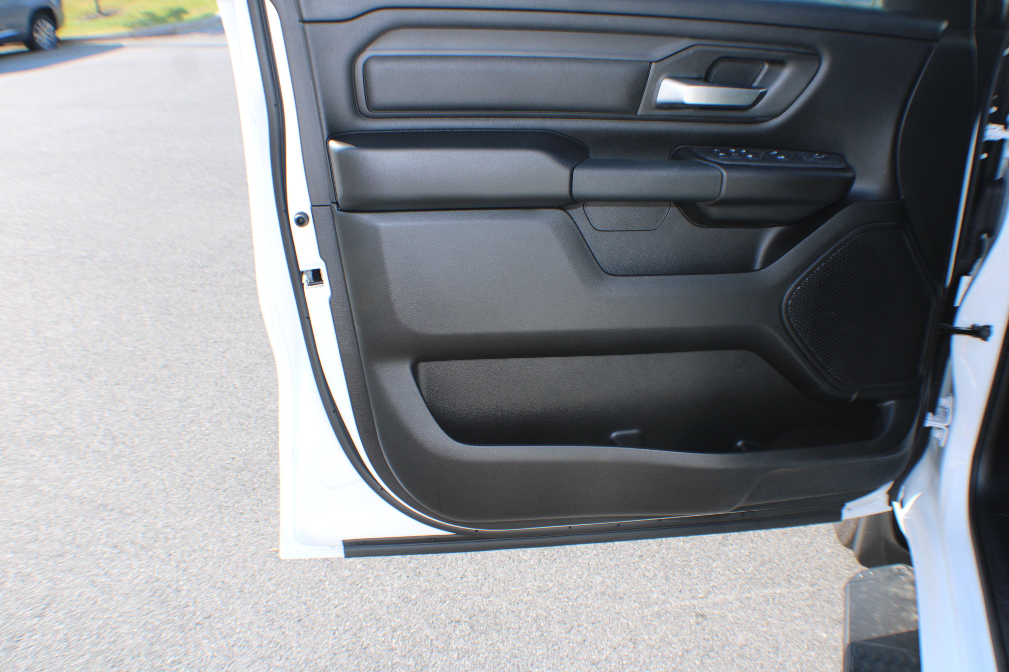 2025 RAM Ram 1500 Pickup Warlock - Photo 6