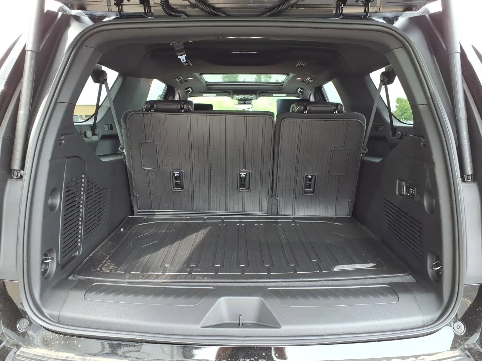 2026 GMC Yukon XL Elevation - Photo 12