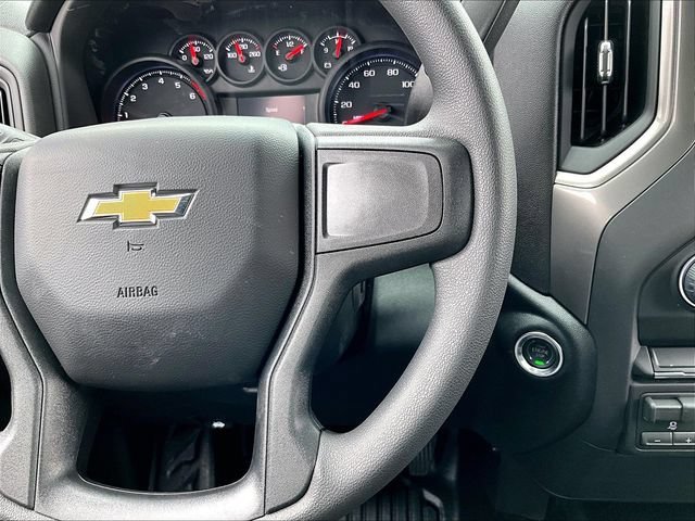 New 2026 Summit White Chevrolet WT image 19