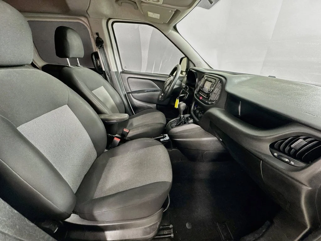 Used 2021 Bright White Ram Tradesman image 29
