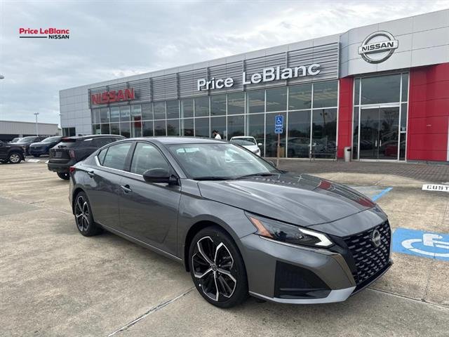 2025 Nissan Altima 2.5 SR's photo