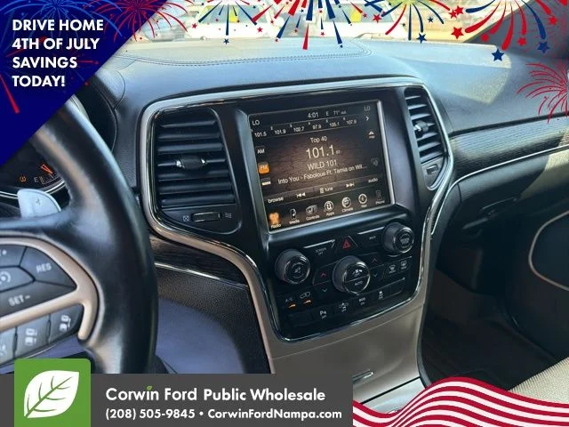 Used 2015 Gray Jeep Summit image 19