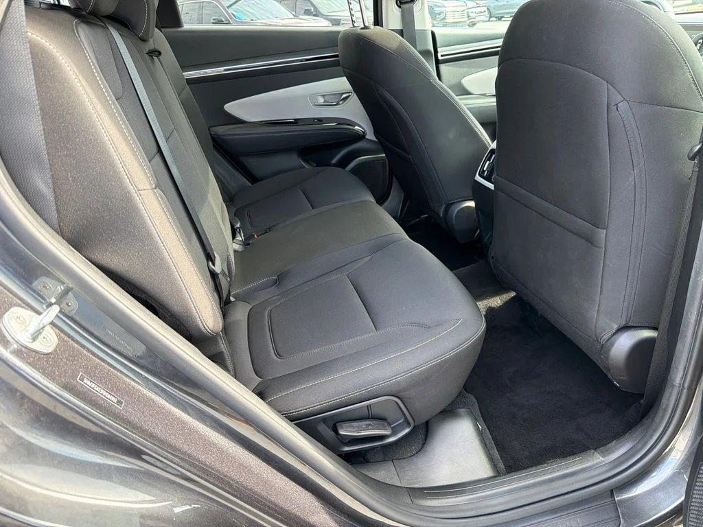 Used 2022 Gray Hyundai SEL image 15