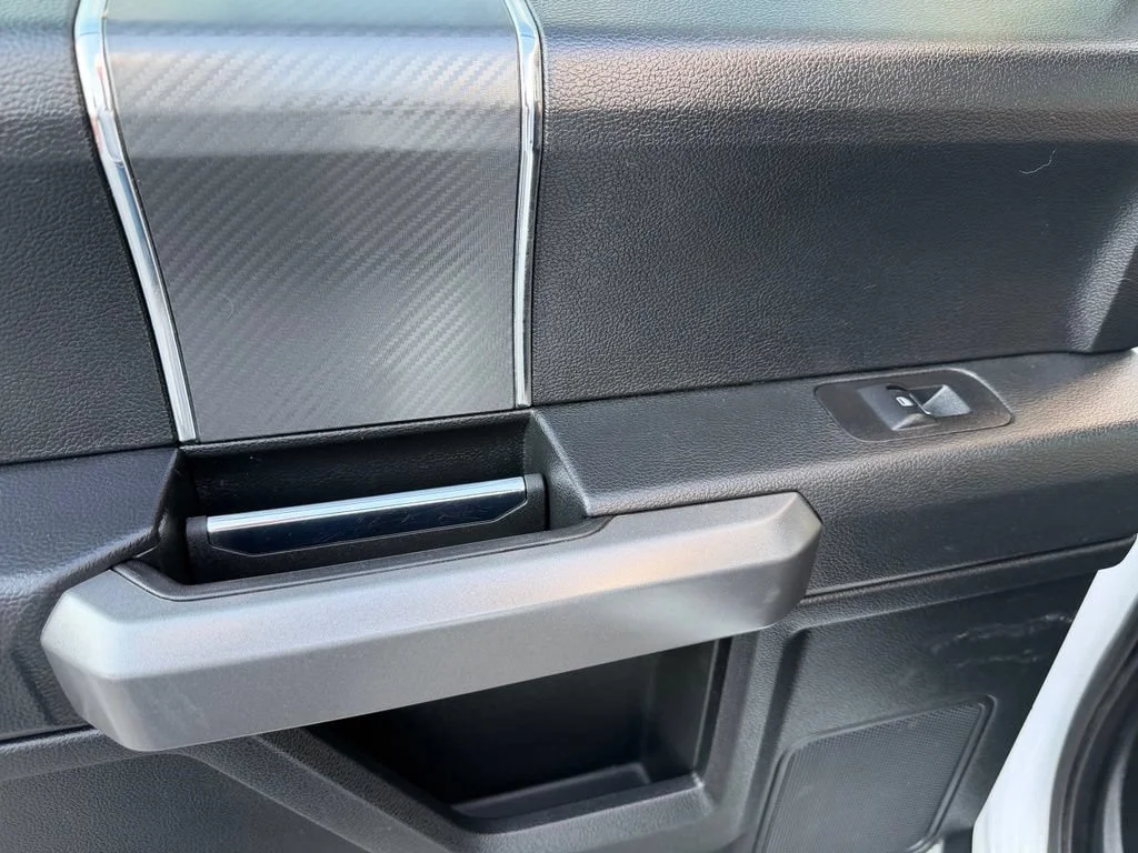 Used 2018 White Ford XL image 19