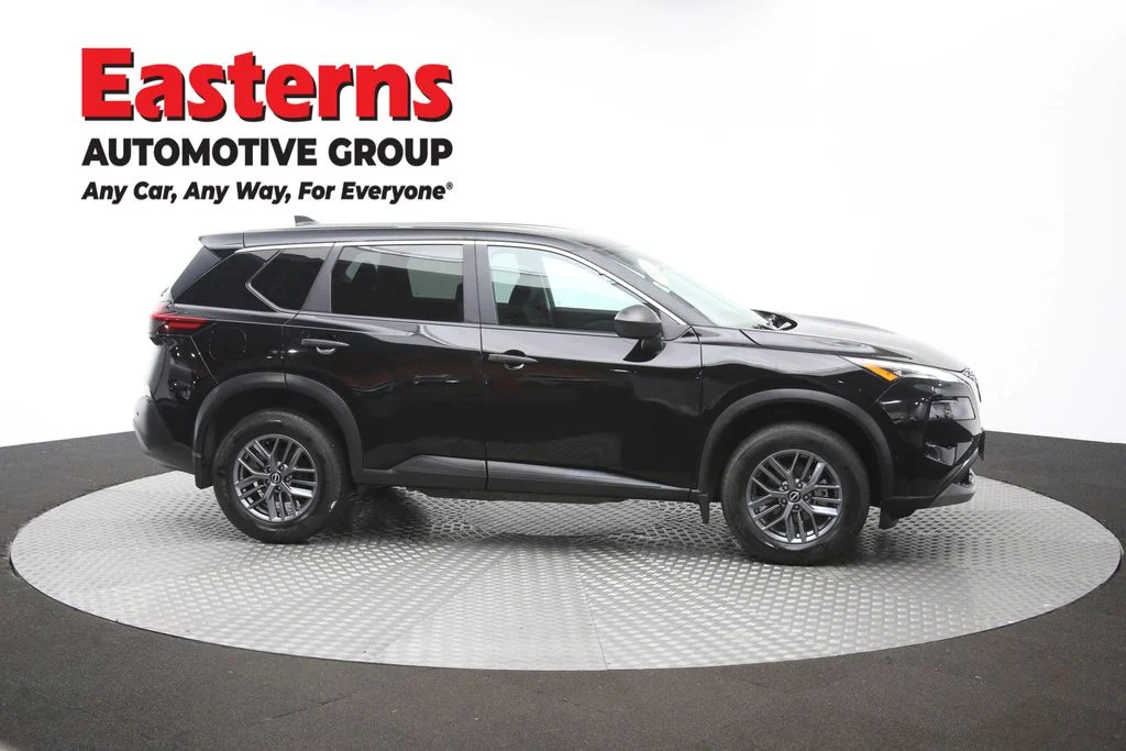 Used 2023 Black Nissan S image 46